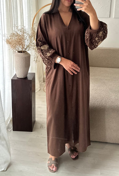 Robe brodée RIAD L2878 | Marron chocolat