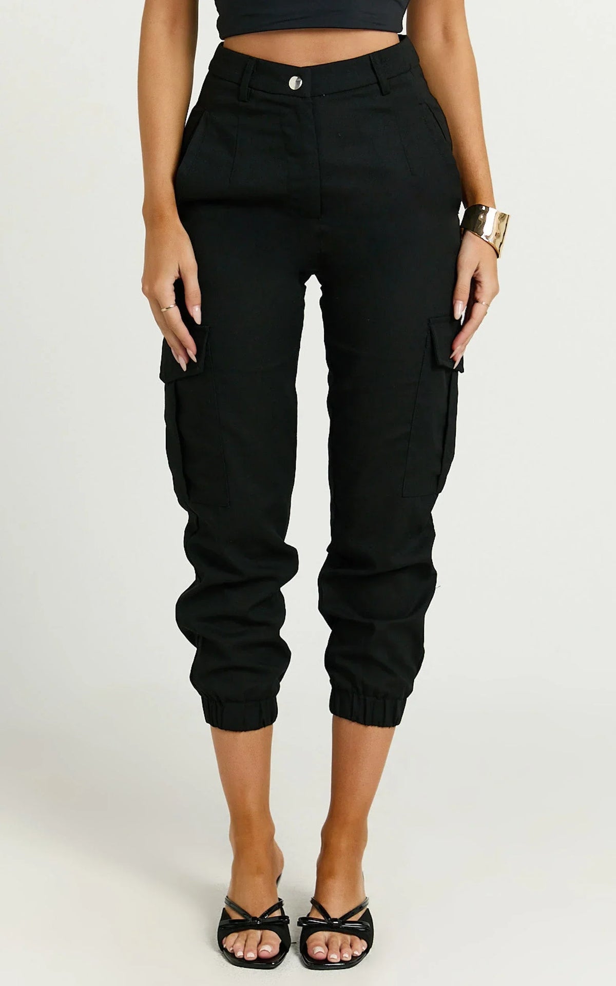 Kayla Pants - Mid Rise Cargo Pants in Black