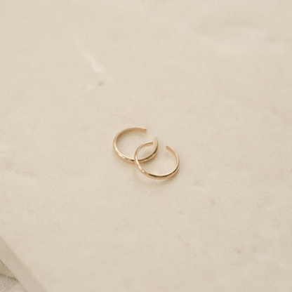 Luster Rounded Ear Cuff - Single | Final Sale