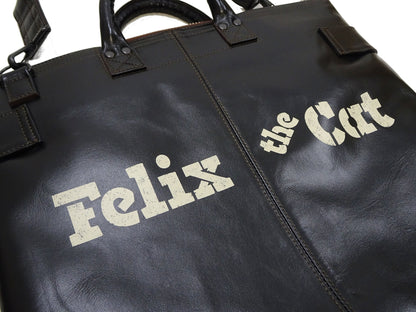 TOYS McCOY Men's Felix the Cat Leather Shoulder Bag - Black Horsehide, U.S. Air Force Helmet Bag Inspired, Made in Japan (TMA2523 031 Black)